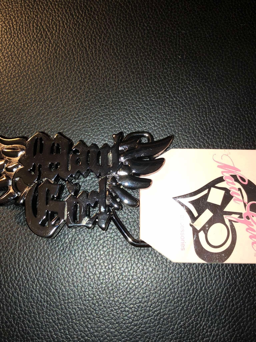 "Maui Girl" winged belt buckle